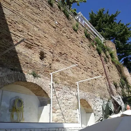 S182 Meraviglioso Trilocale Con Giardino Vista Mare Διαμέρισμα *